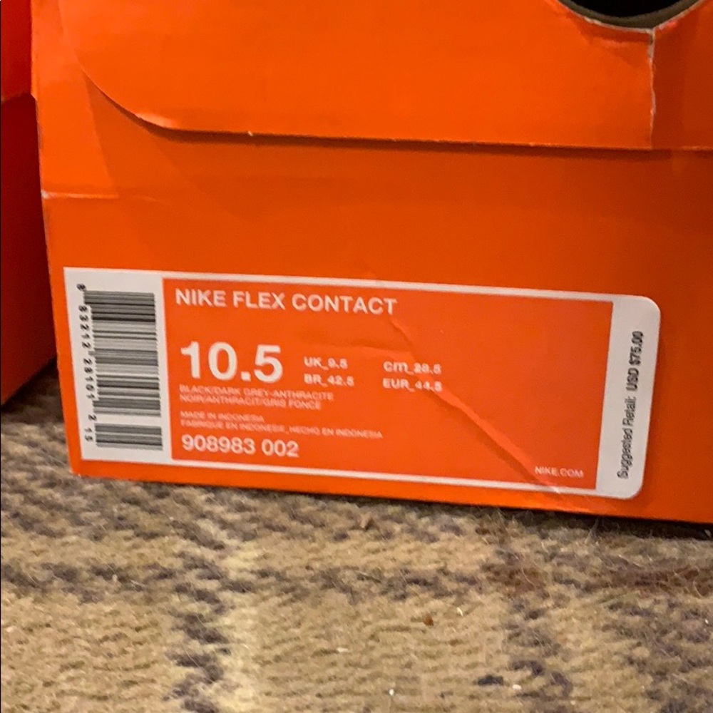 Men’s Nike flex contact size 10.5 with box
